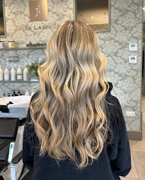 Julia Lampard Hair Salon Guildford salon image